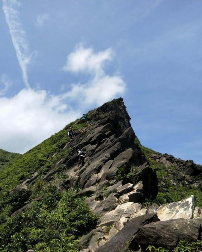 台灣登山 五寮尖登山步道 劍龍稜步道 拉繩步道 拉繩攀岩 攀岩步道 攀岩體驗 皇帝殿登山步道 登山步道 鳶嘴稍來山登山步道 孝子山步道