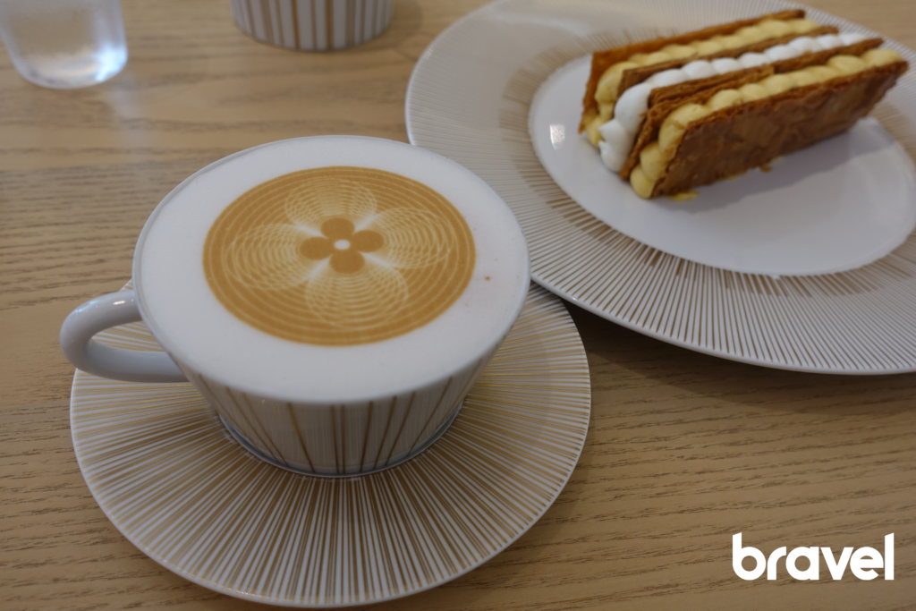 a Chocolat Chaud from Le Cafe V, Osaka Japan