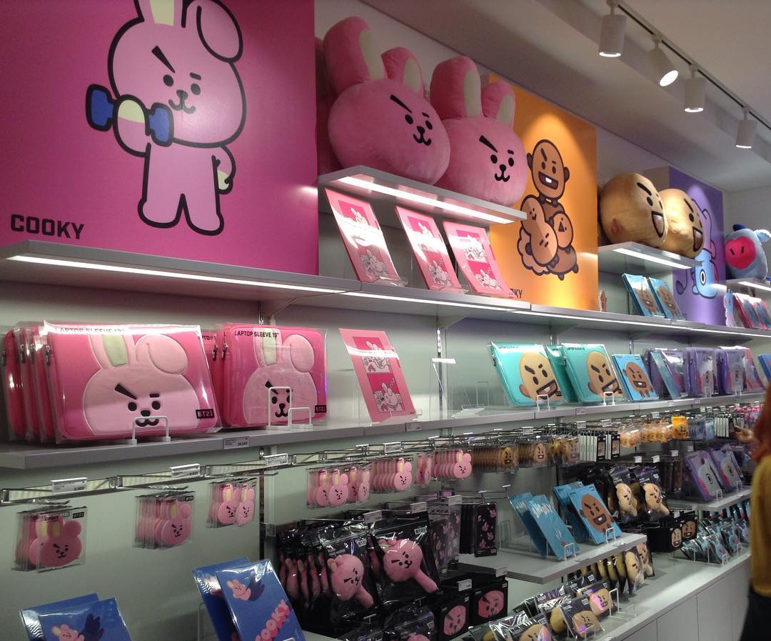 Line Friends Store 韓國Line Friends Store Line Friends Store必買 Line Friends Store弘大店 Line Friends Store弘大 弘大Line Friends Store 韓國BT21 BT21韓國 BT21弘大 弘大BT21 BT21 弘大逛街地圖 韓國弘大 弘大必買 弘大逛街 弘大景點 弘大 弘大購物 弘大shopping 弘大商圈 韓國好去處 韓國景點 首爾好去處 首爾景點