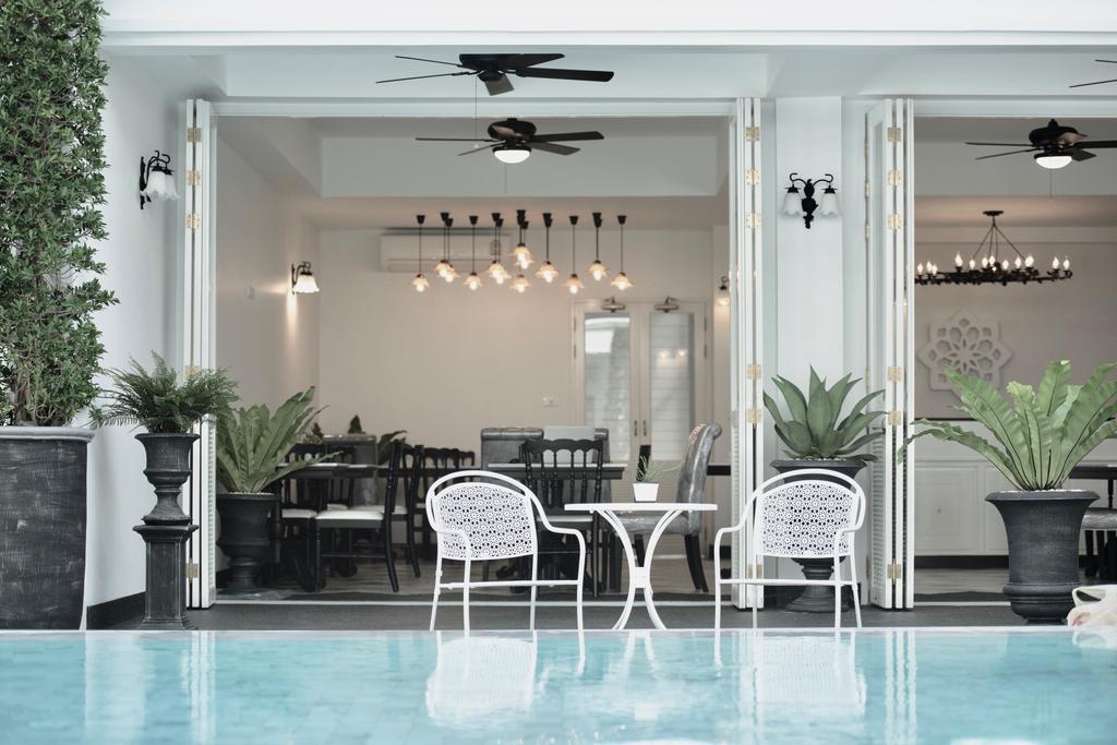 芭堤雅酒店 芭堤雅住宿 芭堤雅飯店 芭堤雅VILLA 芭堤雅Resort
芭堤雅努薩巴酒店(Noursabah Pattaya)芭堤雅設計酒店 Noursabah泳池邊餐廳