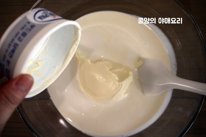 蛋糕食譜 甜點食譜 甜品食譜 A Twosome Place Oreo蛋糕 Oreo Ice Box蛋糕 免焗蛋糕 韓國食譜 韓國甜品 韓國甜點