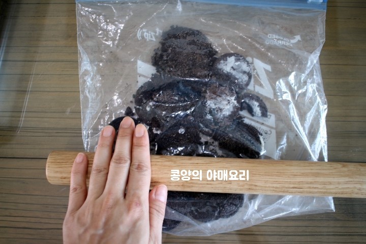 蛋糕食譜 甜點食譜 甜品食譜 A Twosome Place Oreo蛋糕 Oreo Ice Box蛋糕 免焗蛋糕 韓國食譜 韓國甜品 韓國甜點