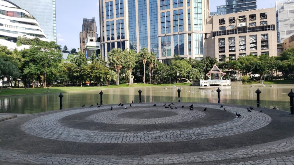 曼谷景點 曼谷公園 曼谷必逛公園 倫披尼公園 Lumphini Park 班哲希利公園 Benchasiri Park 班嘉奇蒂公園 Benjakitti Park