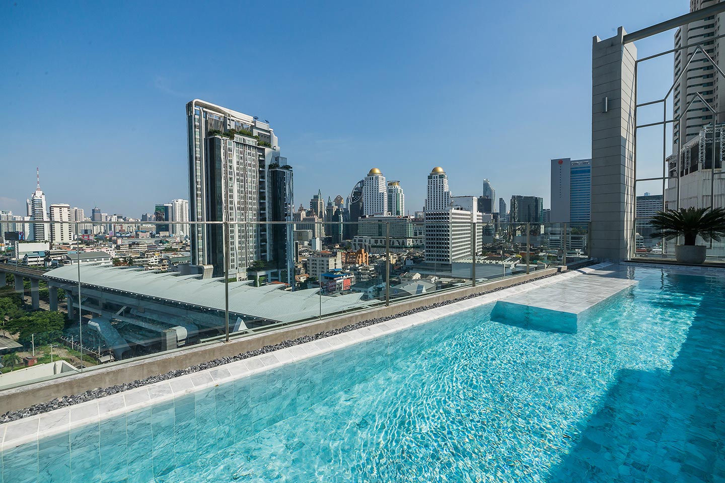 曼谷阿卡拉酒店 (Akara Hotel Bangkok)