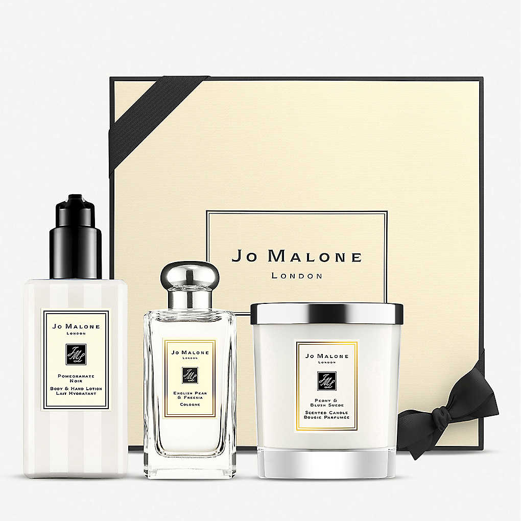 Selfridge Jo Malone香水折扣 100ML 網購 Jo Malone香水 Jo Malone的香氛工藝蠟燭 Luxurious & Juicy fragrance trio gift set(HK$1440)