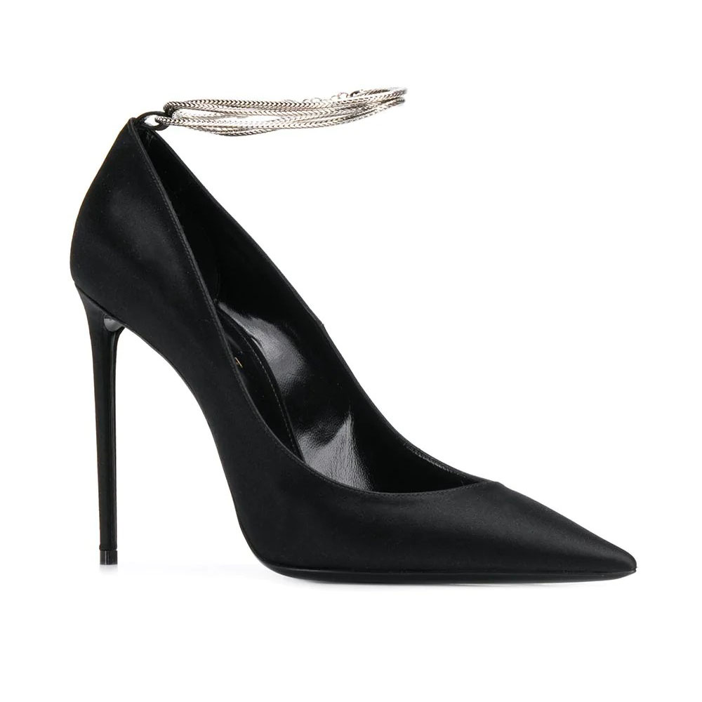 春夏鞋款 2020春夏鞋款 2020春夏流行鞋款 春夏鞋款穿搭 鏈帶鞋款 Farfetch SAINT LAURENT
chain detail 115mm pumps