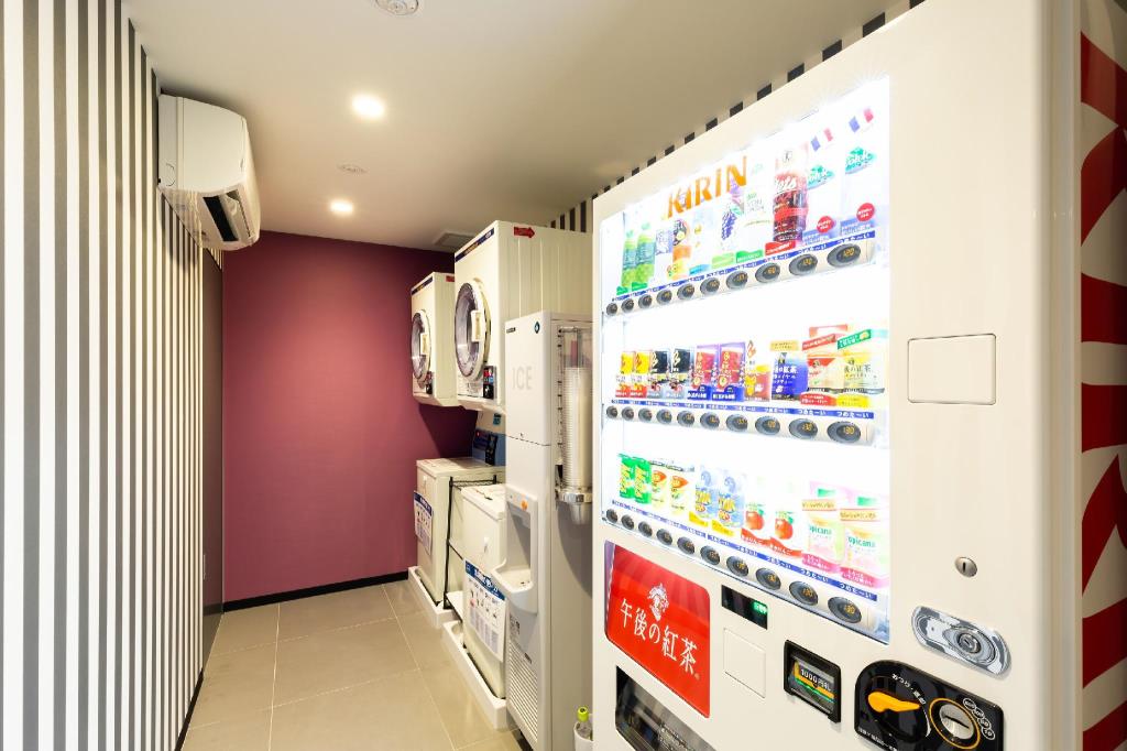 投幣式洗衣機、自動販賣機 必住推介！京都10大人氣酒店2018！(前篇) - 京都站石榴石酒店 (The Garnet Hotel Kyoto Station)