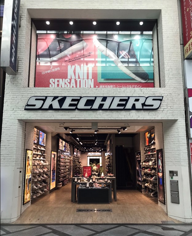 大阪心齋橋 SKECHERS 斯凱奇
