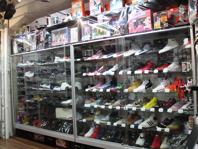 大阪南堀江 Sneaker Shop SKIT