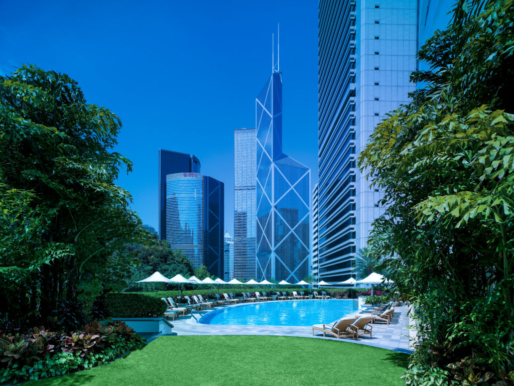 港島香格里拉Staycation 港島香格里拉酒店優惠 香港Staycation 香港酒店優惠
免費使用游泳池