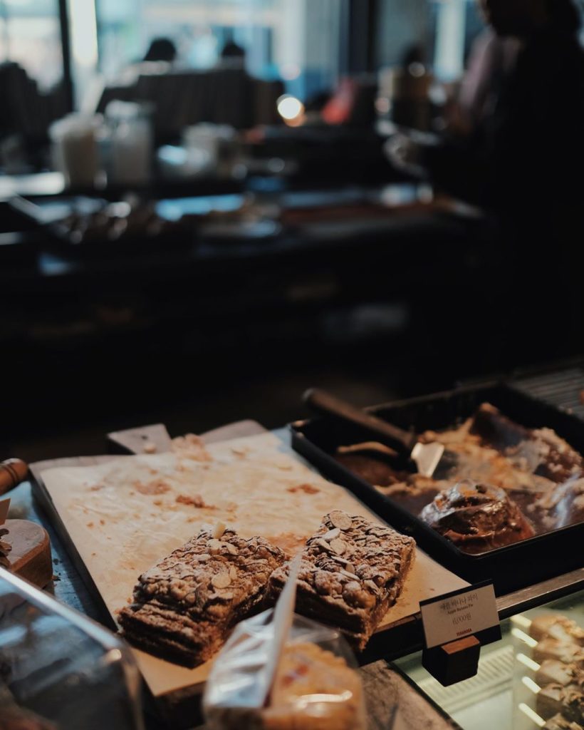 Cafe Byul Bed 별침대 Waveon Coffee 웨이브온커피 百花齊放 백화제방 森林咖啡廳 롶속 TERAROSA COFFEE 테라로사 午後的紅茶 오후의 홍차 RACOONAMATATA 라쿠나마타타 釜山 釜山cafe 釜山打卡cafe 釜山咖啡廳 釜山打卡咖啡廳 釜山咖啡店 釜山打卡咖啡店