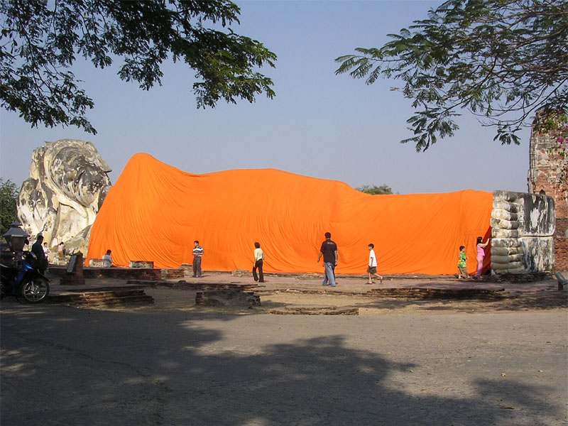 臥佛 - 涅槃寺（Wat Lokayasutha）​大城景點 大城一日遊 大城行程 曼谷大城交通