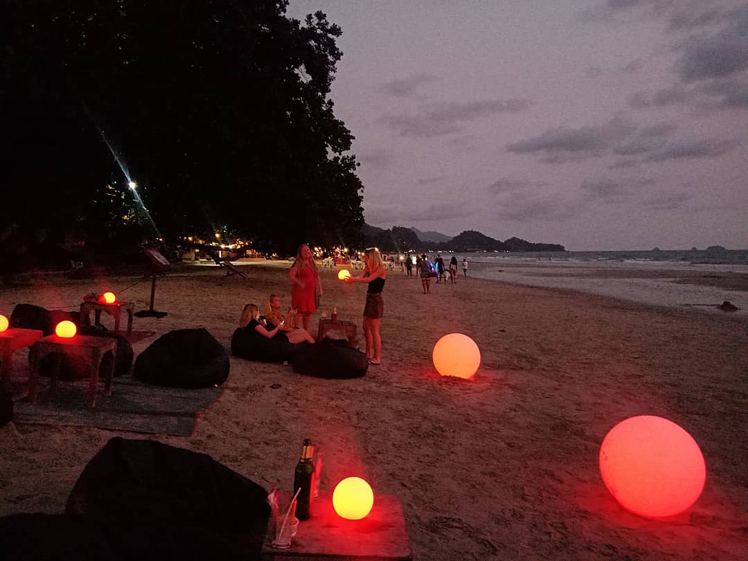 白沙灘　White Sand Beach 布吉海灘 普吉島海灘 蘇美島海灘 蘇梅島海灘 喀比海灘 拷喇海灘 芭東海灘 帕岸島海灘 泰國海灘 泰國沙灘 thailand Beach 泰國必去 泰國水上活動