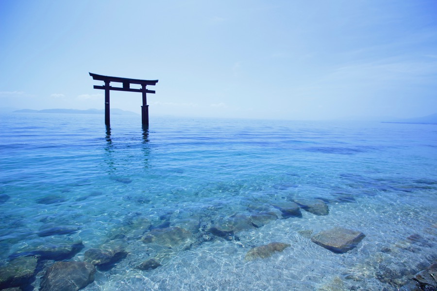 京都琵琶湖交通 大阪琵琶湖交通 JR琵琶湖線 京阪大津線 琵琶湖周遊券 琵琶湖一日遊 琵琶湖景點 琵琶湖自由行
近江高島白鬚神社湖中鳥居