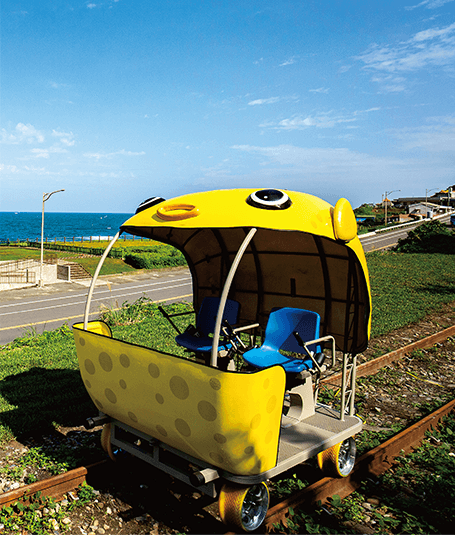 深澳鐵道自行車 河豚單車 全台唯一的山海線鐵道自行車 八斗子車站與深澳車站間 基隆親子景點​​ 基隆景點 基隆行程 基隆自由行 基隆一日遊