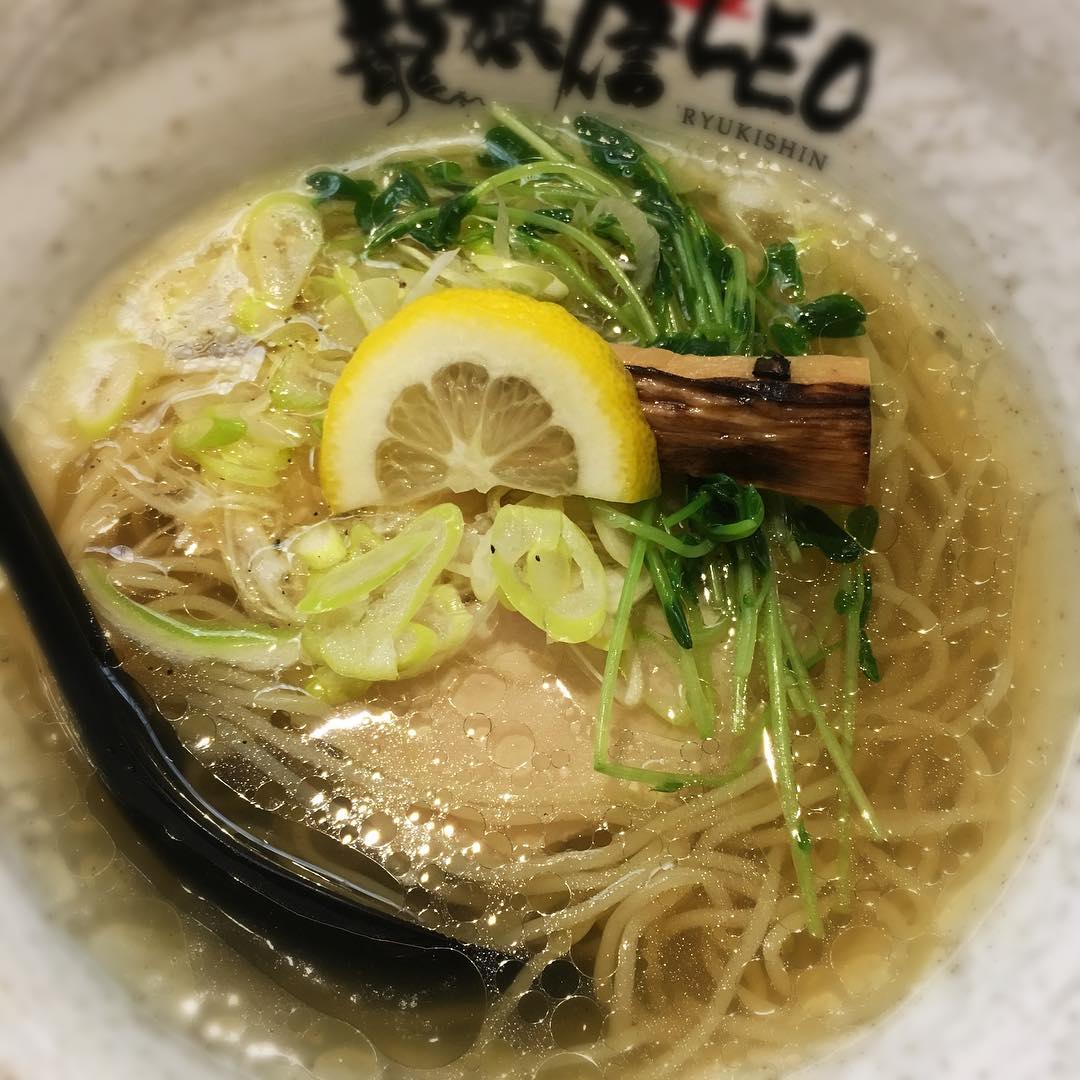 食べログ 3.5分以上！京都河原町拉麵三選！京都 龍旗信