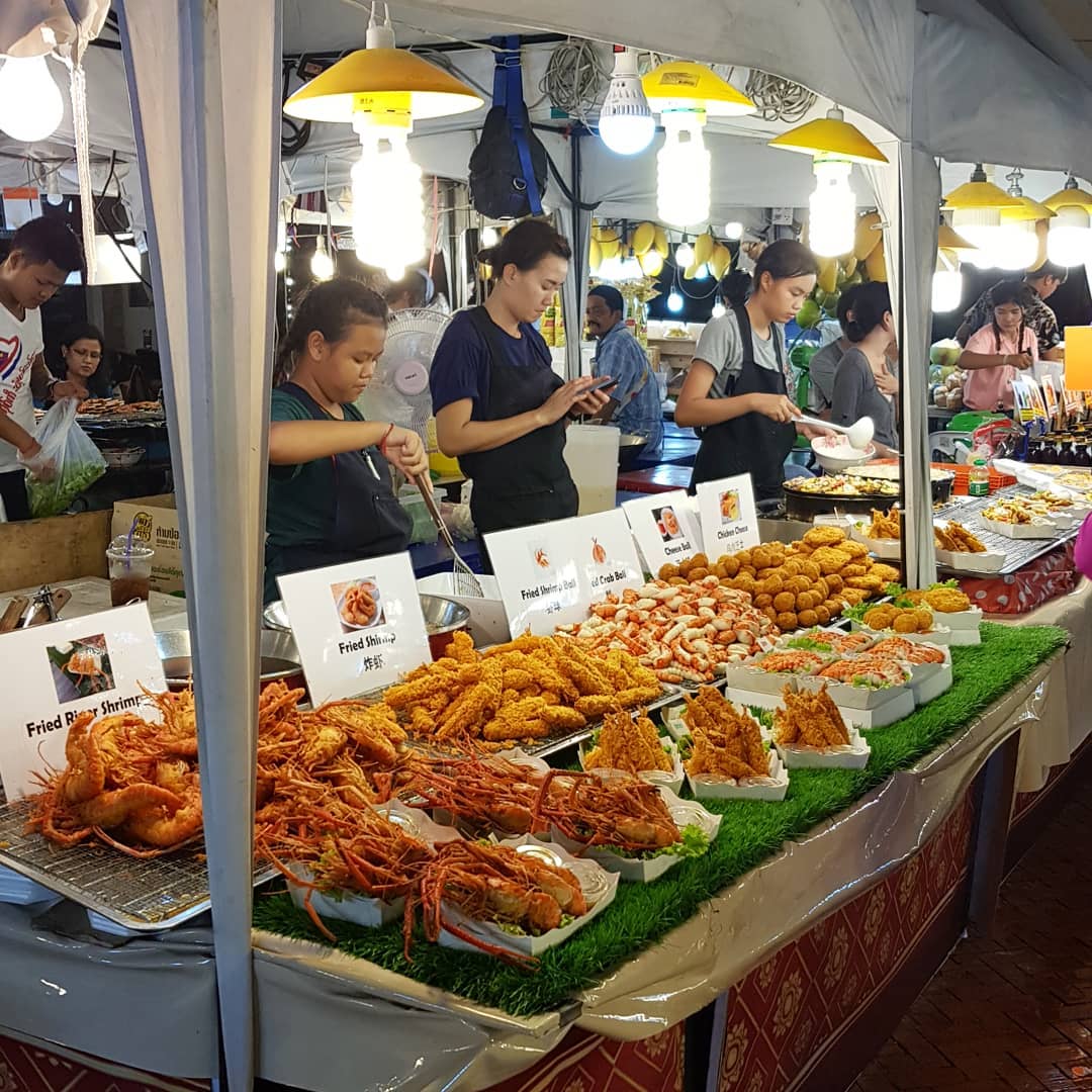 越夜越熱鬧!曼谷必逛十大夜市!(前篇) ASIATIQUE The Riverfront (曼谷河畔夜市)