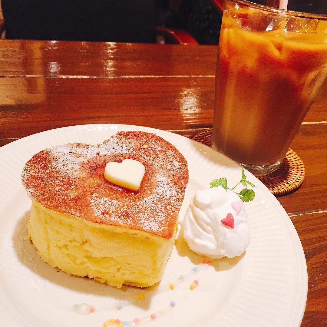4cm激厚心型夢幻鬆餅！京都祇園 Café BLUE FIR TREE