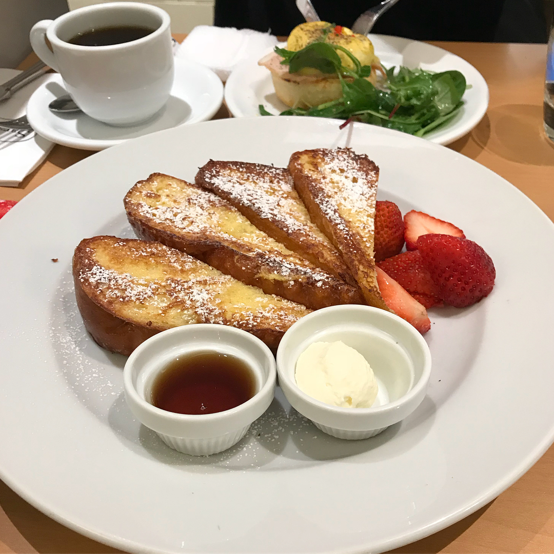 近車站！種類多！ 大阪美味早餐推介！【洋食篇】 紐約早餐女王：サラベス