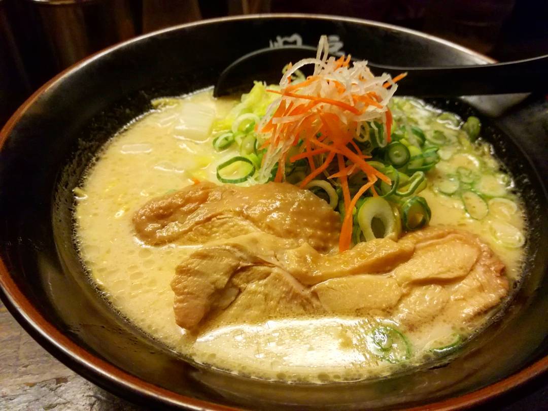 食べログ 3.5分以上！京都河原町拉麵三選！ 鶏がららーめん 門扇