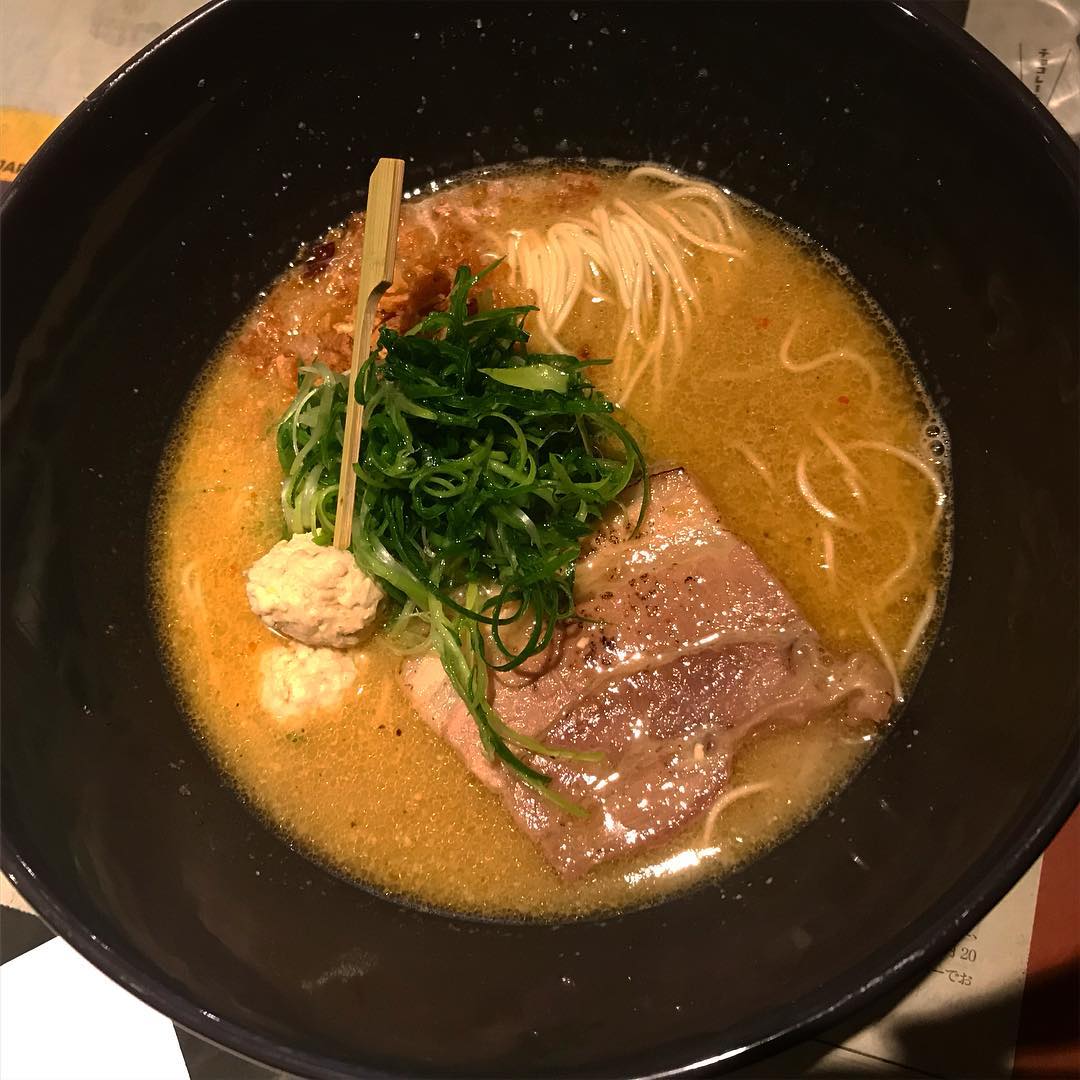 赤、白、辣味噌！大阪必食味噌拉麵三選！みつか坊主 醸 - 白味噌拉麵