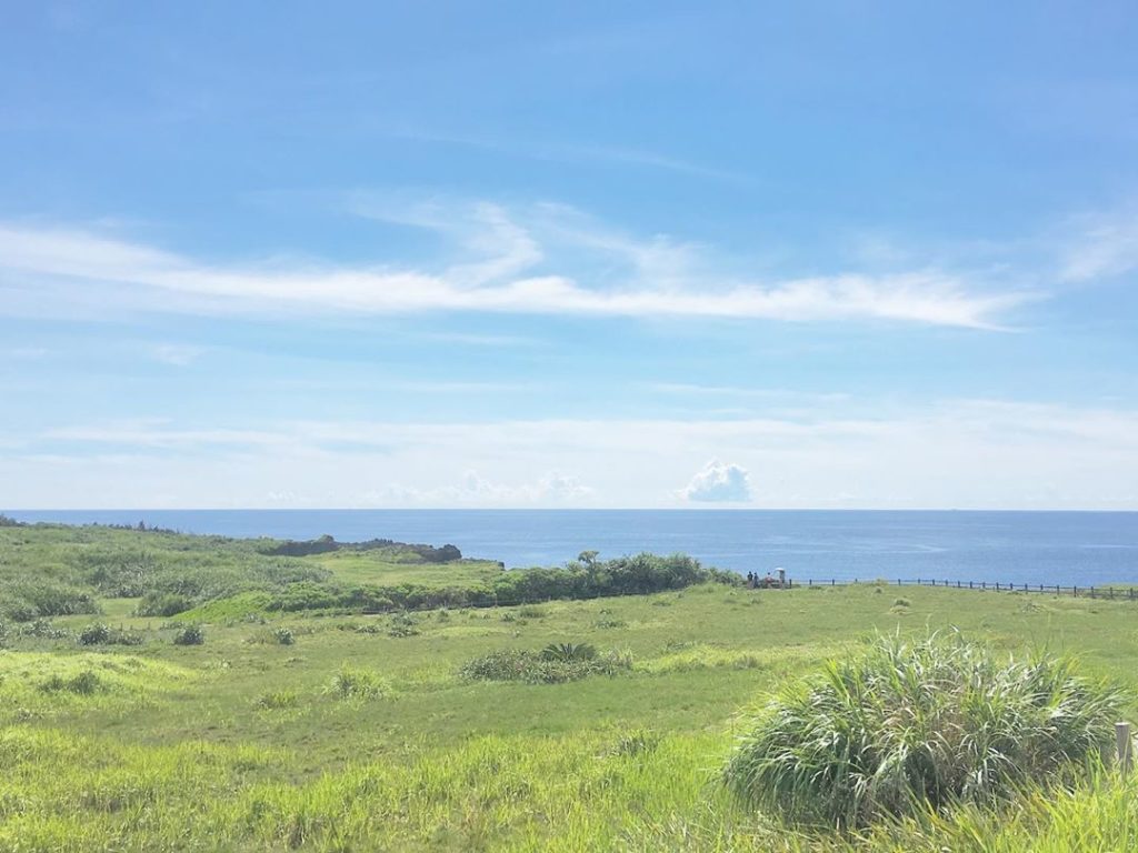 沖繩萬座毛全攻略 萬座毛交通 廿田人月座毛象鼻岩最佳拍攝地點及時間 萬座毛巴士 萬座毛MapCode 萬座毛自駕 萬座毛傳說