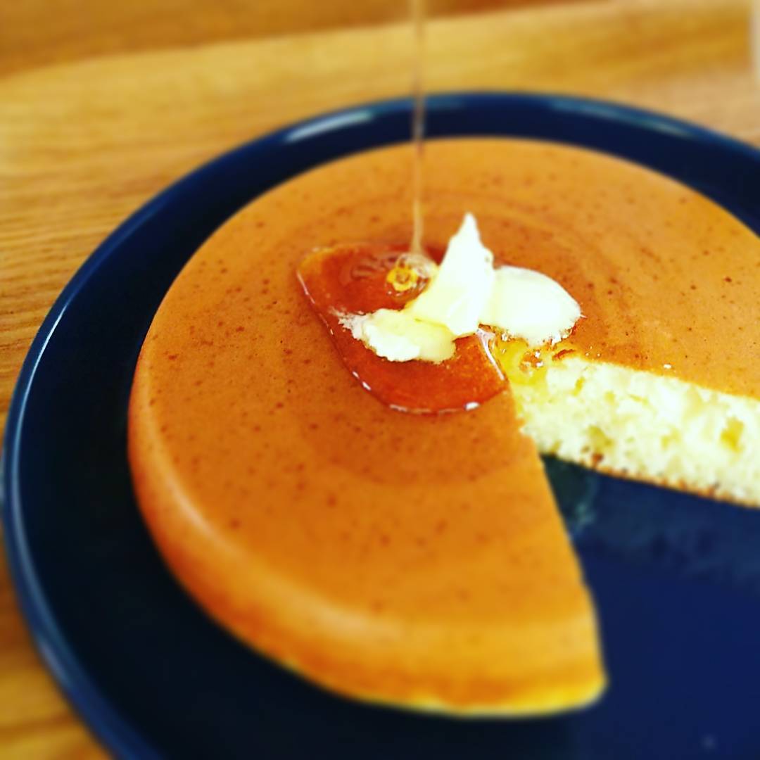 大人氣隱世繪本咖啡店！大滿足巨型PANCAKE！@大阪難波holo holo