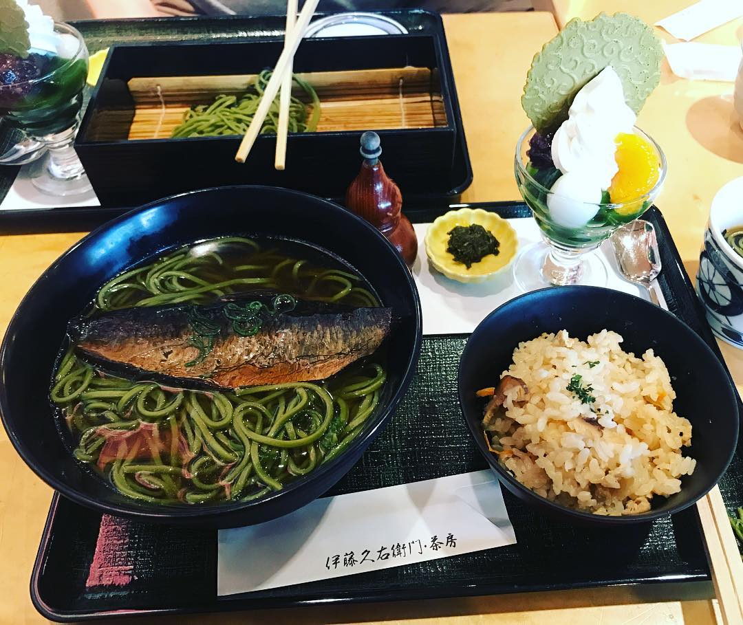 伊藤久右衛門招牌菜鯡魚抹茶蕎麥麵+雜錦炊飯配迷你芭菲