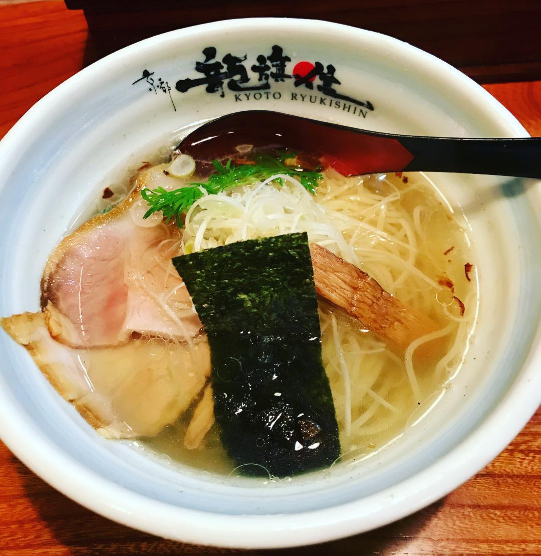 食べログ 3.5分以上！京都河原町拉麵三選！京都 龍旗信