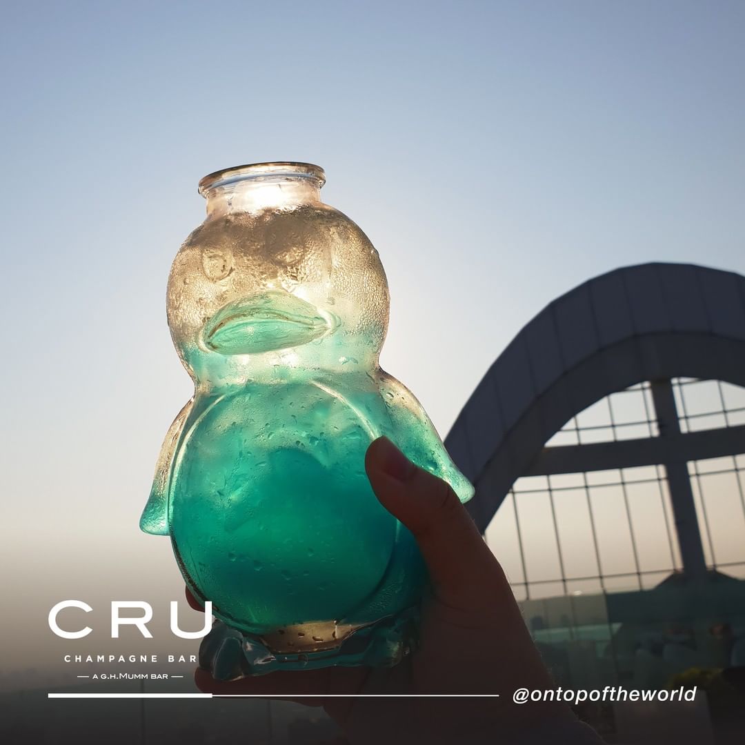 360度無敵靚景!曼谷十大天台酒吧!(前篇) - CRU Champagne Bar