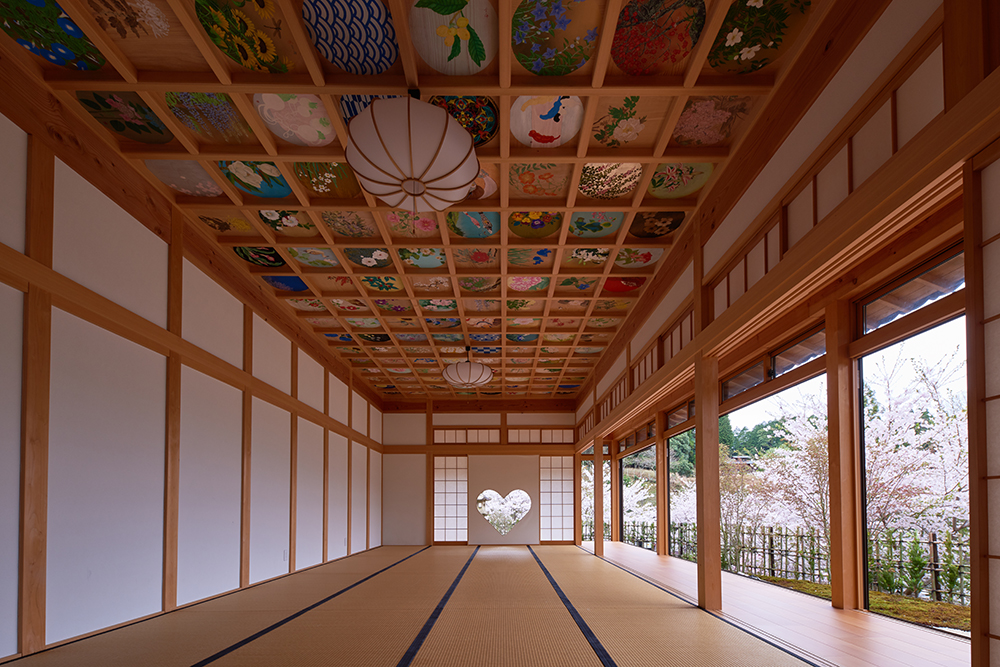 天花畫（天井画）｜京都宇治正壽院（猪目窓）心型窗戶 情侶放閃IG爆紅打卡必拍