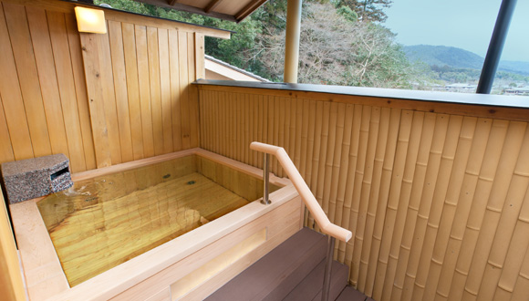 京都溫泉旅館 嵐山溫泉旅館 嵐山溫泉彩四季之宿花筏日式旅館 (Arashiyama Onsen Saishiki no Yado Hanaikada)