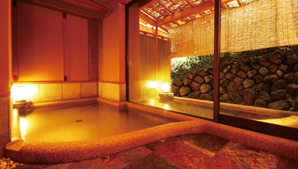 京都溫泉旅館 嵐山溫泉旅館 嵐山溫泉彩四季之宿花筏日式旅館 (Arashiyama Onsen Saishiki no Yado Hanaikada)