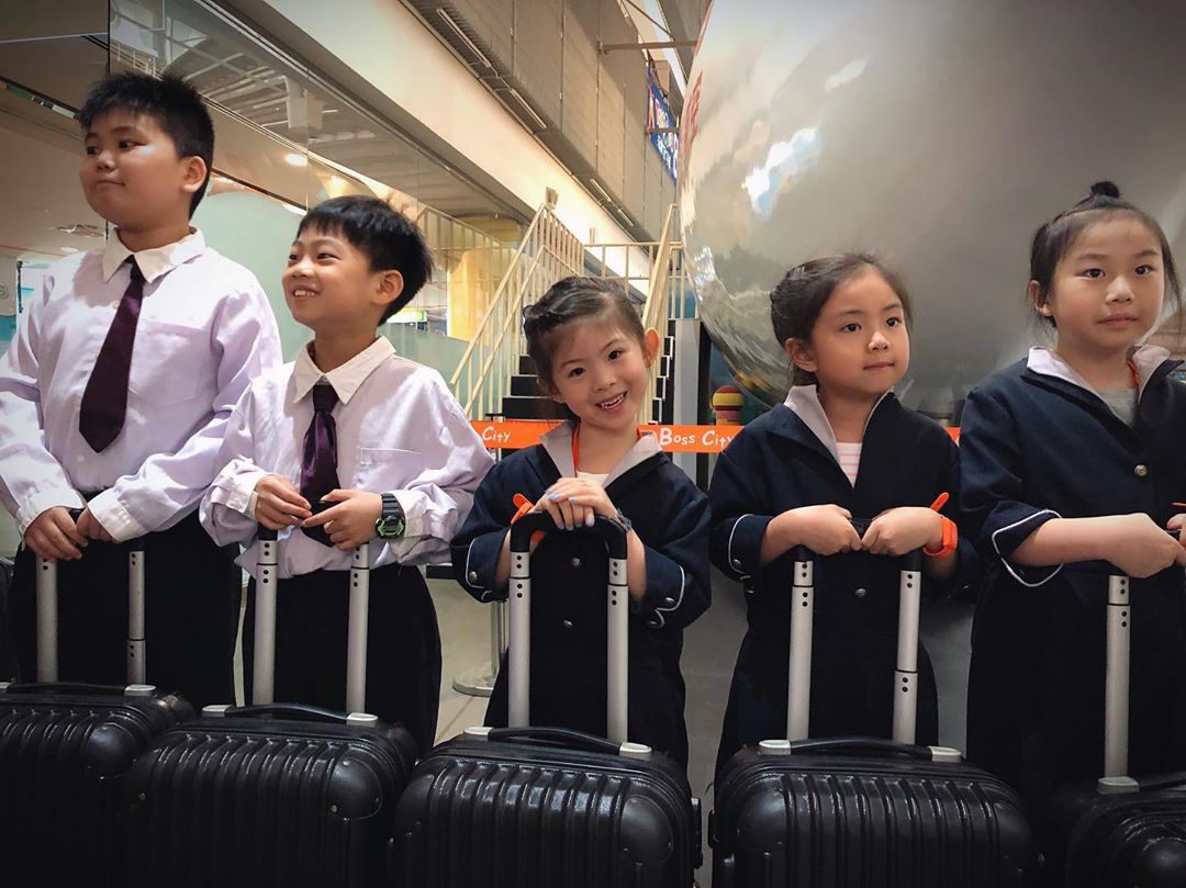 台灣babyboss 職業體驗任意城 台北親子遊 職業體驗 空中服務員 空姐 空少