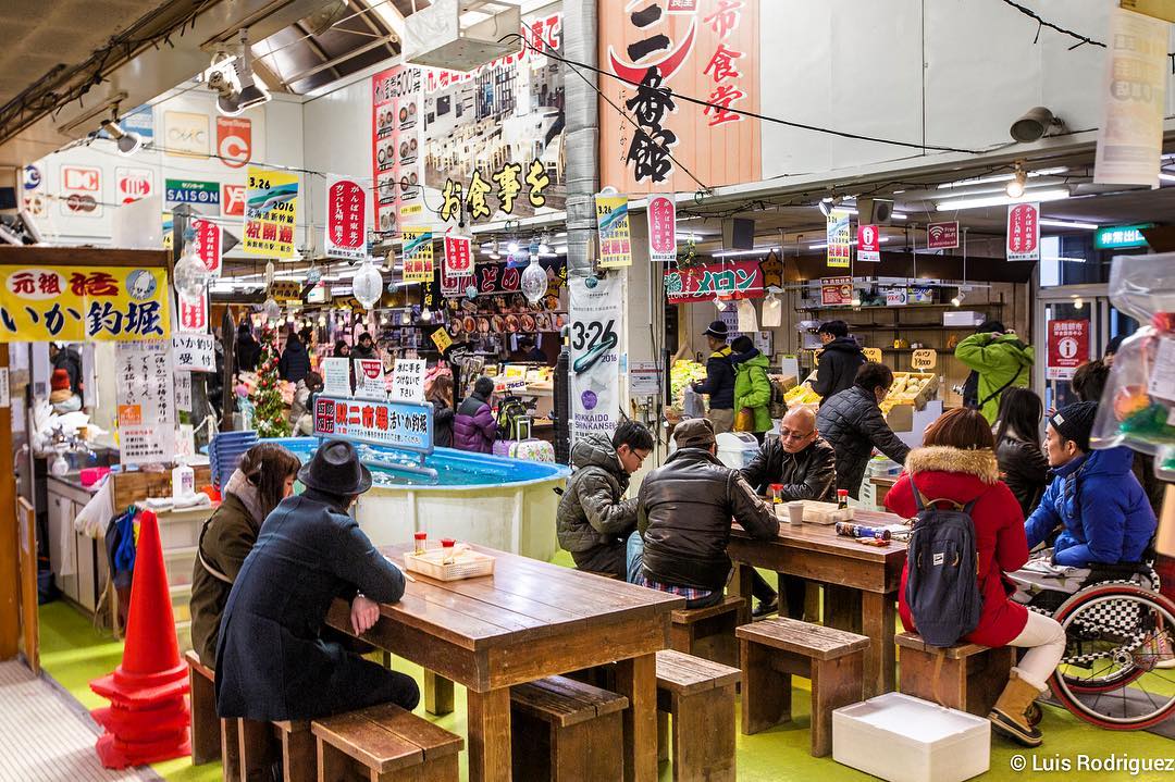 北海道必去！函館朝市美食地圖 元祖活魷魚釣堀