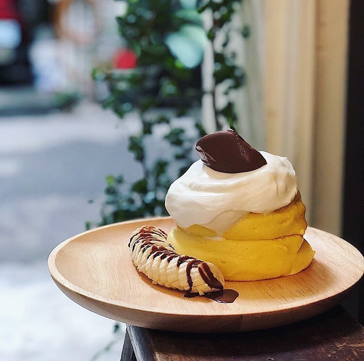 入口鬆餅 台中下午茶 台中甜點 台中舒芙蕾 台中鬆餅 厚Pancake 樂丘廚房 梳乎厘班戟 舒芙蕾鬆餅 home home Kichi ONE PUNCH 一拳咖啡PANCAKE