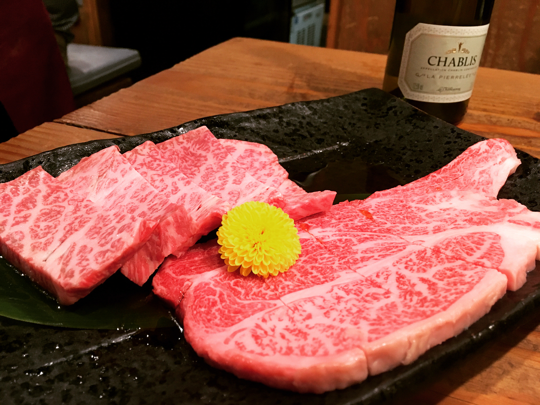 近江牛！黑毛和牛！大阪高CP值燒肉三選！ 万両