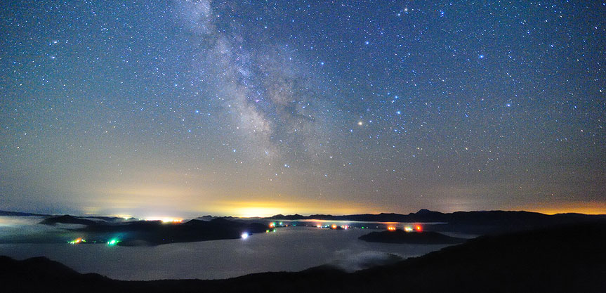 屈斜路湖美麗星空｜北海道 Hokkaido 北海道自由行 北海道行程 北海道景點 北海道道東景點 北海道道東行程 道東三湖 阿寒湖 Lake Akan 摩周湖 Lake Mashu 屈斜路湖 Lake Kussharo