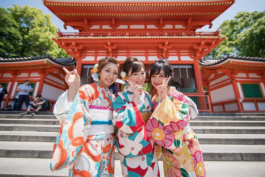 近八坂神社、花見小路、白川！京都祇園和服店13選 京都祇園屋