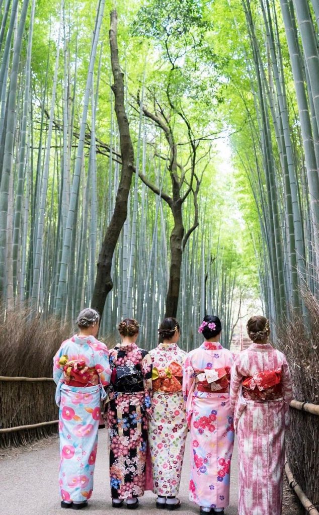 【京都和服】嵐山和服租貸店5選!穿着和服拍勻竹林、神社、河景、山景!