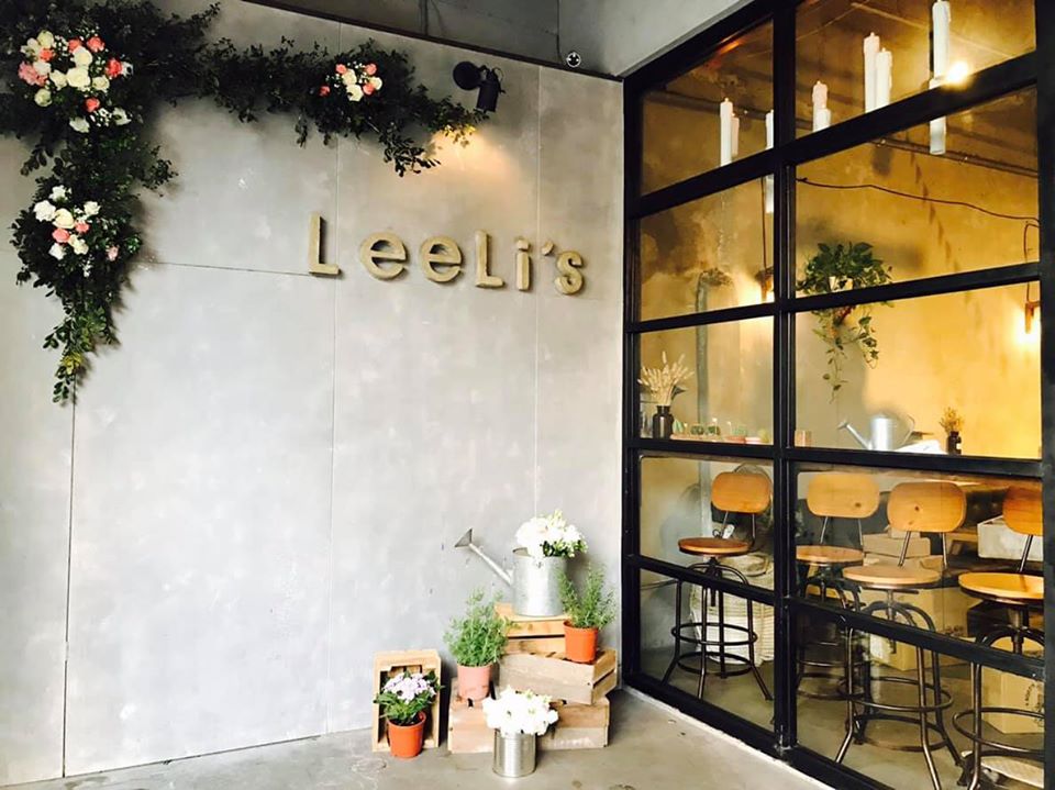 彰化鹿港小鎮的美食推薦鹿港老街的這家咖啡廳餐館LeeLi's是三位鹿港囝仔回鄉完成的夢想，是新一代的鹿港新派美食