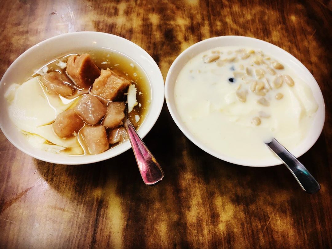 【台北自由行必食】米芝蓮也推薦!寧夏夜市必吃9大美食!麻糬冰、蛋黃芋餅、豬肝湯…