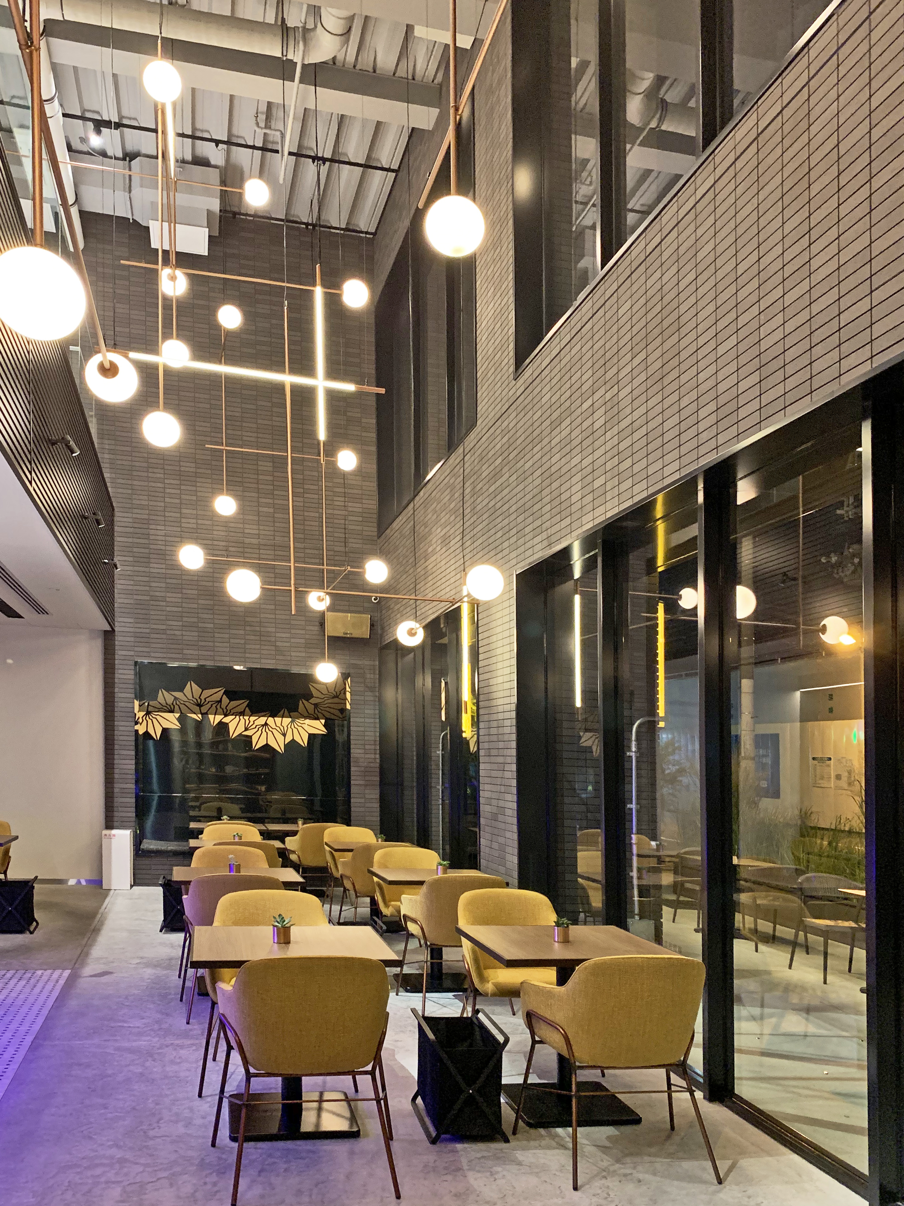 1樓咖啡廳「The Lively Kitchen」｜大阪本町活力酒店（THE LIVELY HONMACHI OSAKA）大阪新酒店 大阪酒店 大阪飯店 大阪住宿 本町酒店 本町飯店 本町住宿 堺筋本町酒店 堺筋本町飯店 堺筋本町住宿