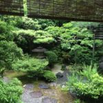 日式庭園(請勿踏上青苔)|京都抹茶甜品 日式庭園茶屋:茶寮 宝泉 食べログ百大名店之首 和菓子