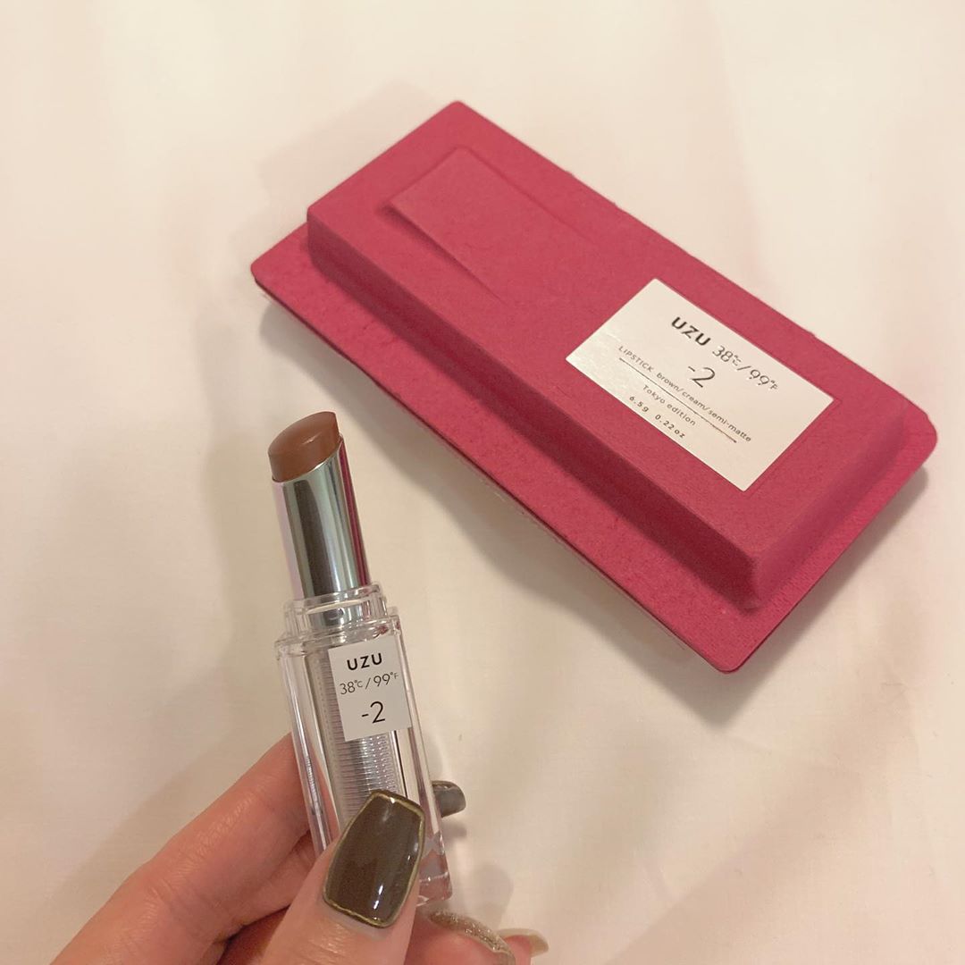 UZU BY FLOWFUSHI 38°C/99°F 唇彩|2019日本藥妝必買清單:日本必買化妝品 日本必買美妝 日本好用藥妝 日本開架推介 大阪必買藥妝 東京必買藥妝 @cosme美容大賞 日本藥妝必買