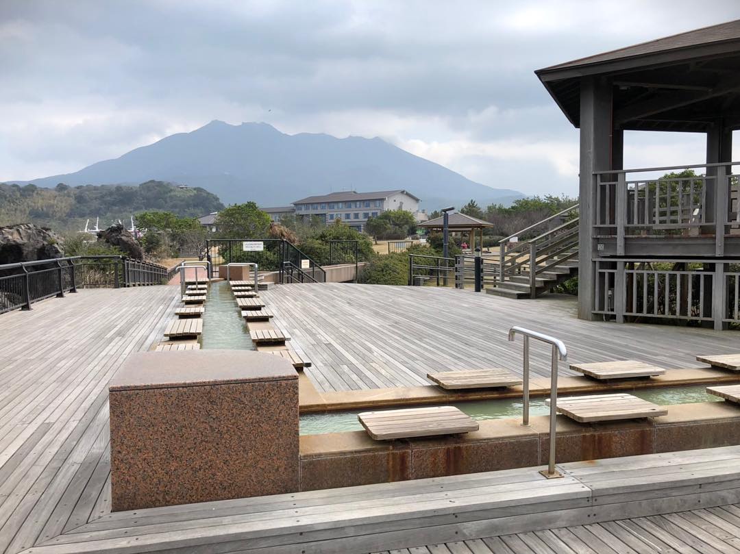 免費足湯 溶岩なぎさ公園