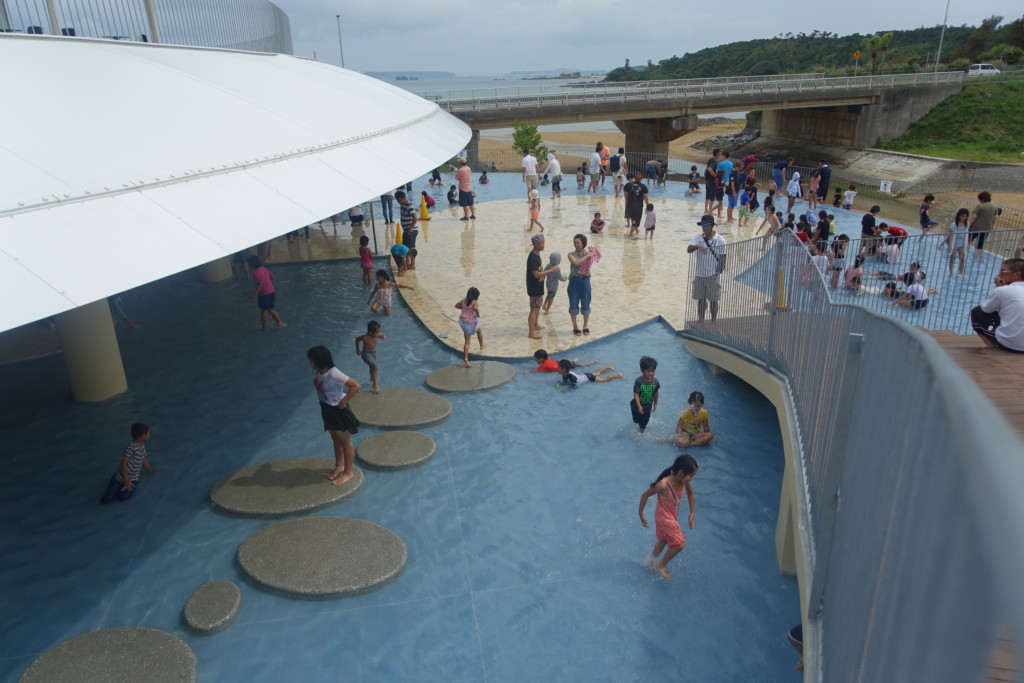 沖繩滑梯公園-宜野座村休息站水陸樂園(道の駅 ぎのざ宜野座水陸新樂園
