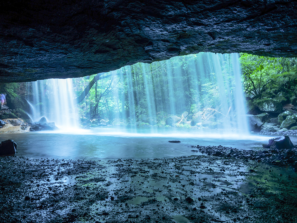 鍋之瀑布(Nabegataki Falls) 鍋ヶ滝 黑川溫泉 熊本溫泉 熊本景點 黑川溫泉旅館