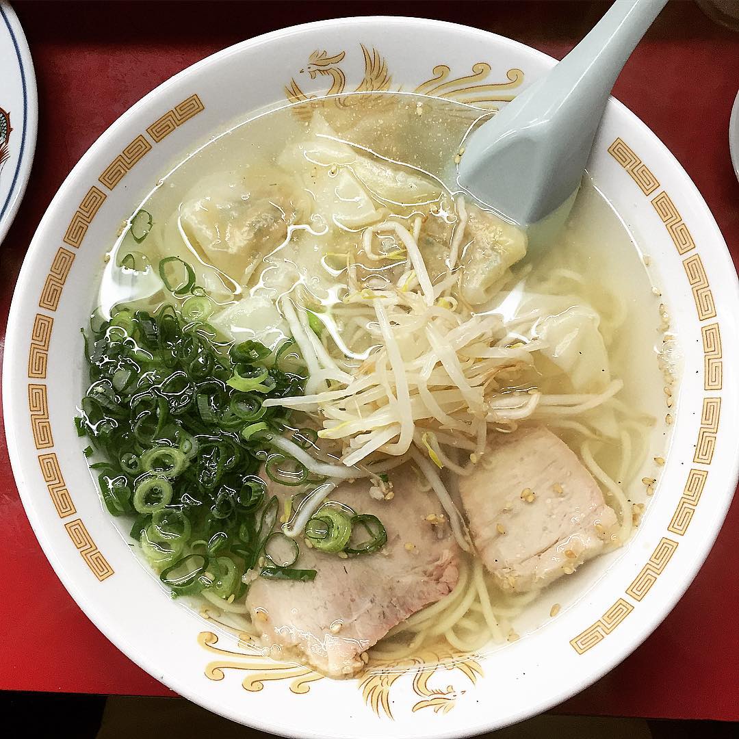 心齋橋拉麵 道頓堀拉麵 鹽味拉麵:小洞天【大阪深夜美食】大阪道頓堀深夜營業拉麵店6選!