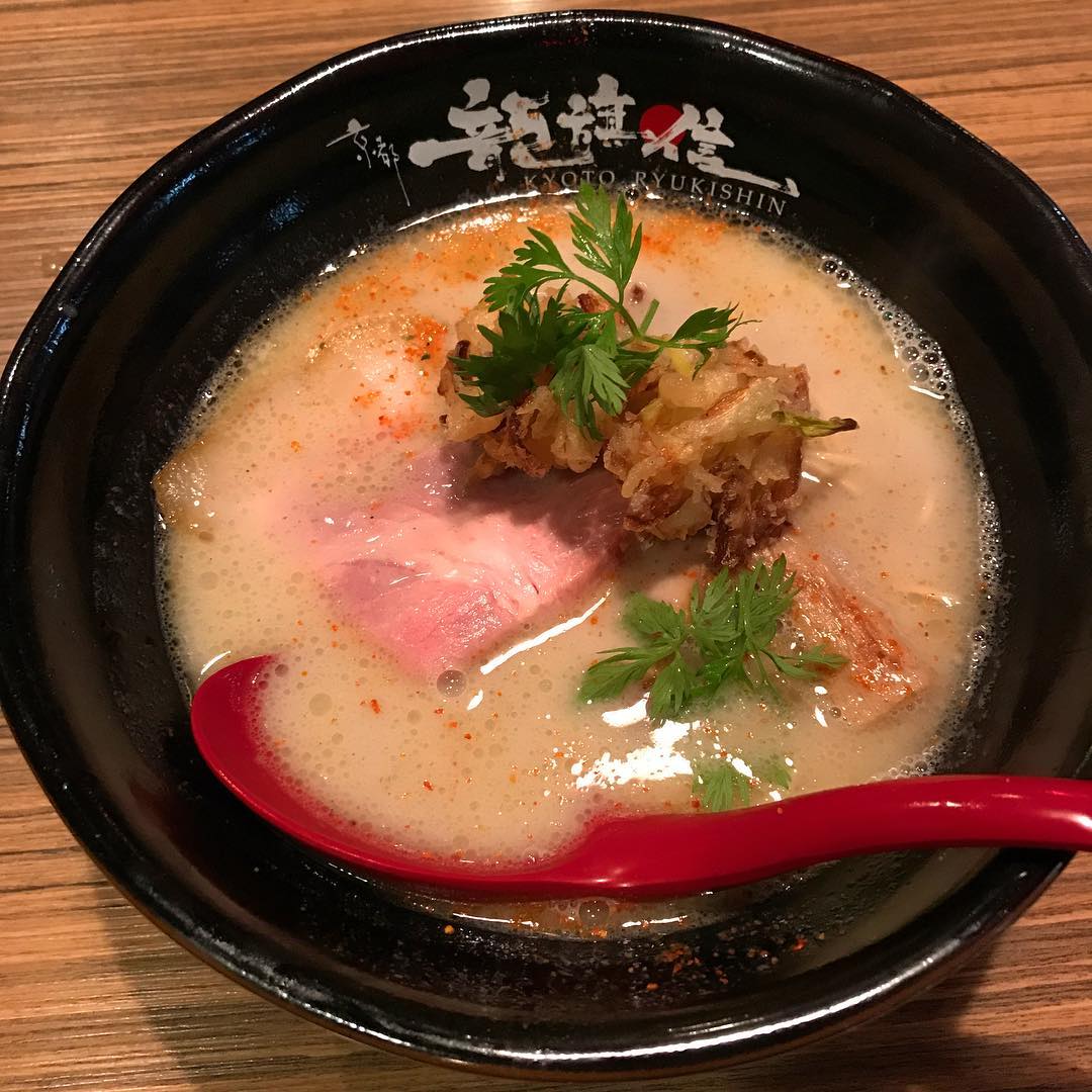 食べログ 3.5分以上！京都河原町拉麵三選！京都 龍旗信